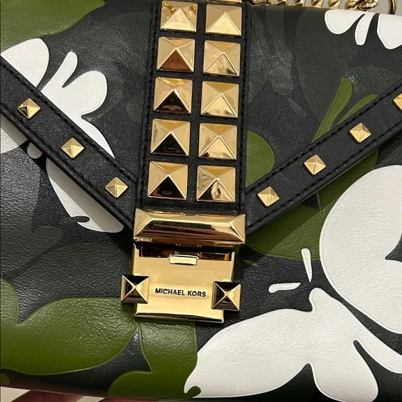 Michael Kors Camo Black, Green, & White Leather Butterfly Bag - Picture 3 of 15